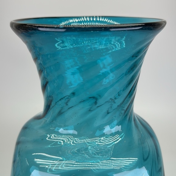 Swirl Optic Aquamarine Glass Vase - Picture 9 of 14
